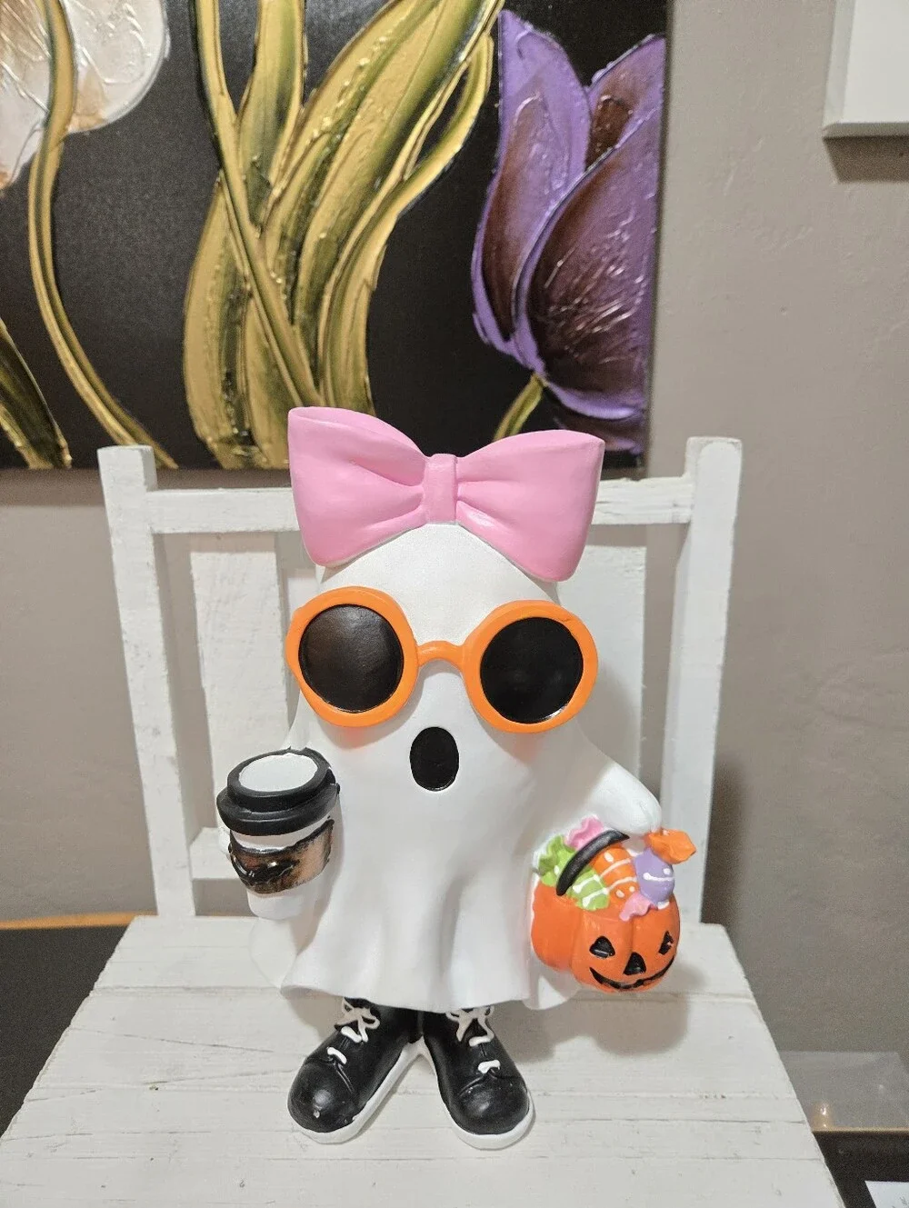 N/A adorable ghost